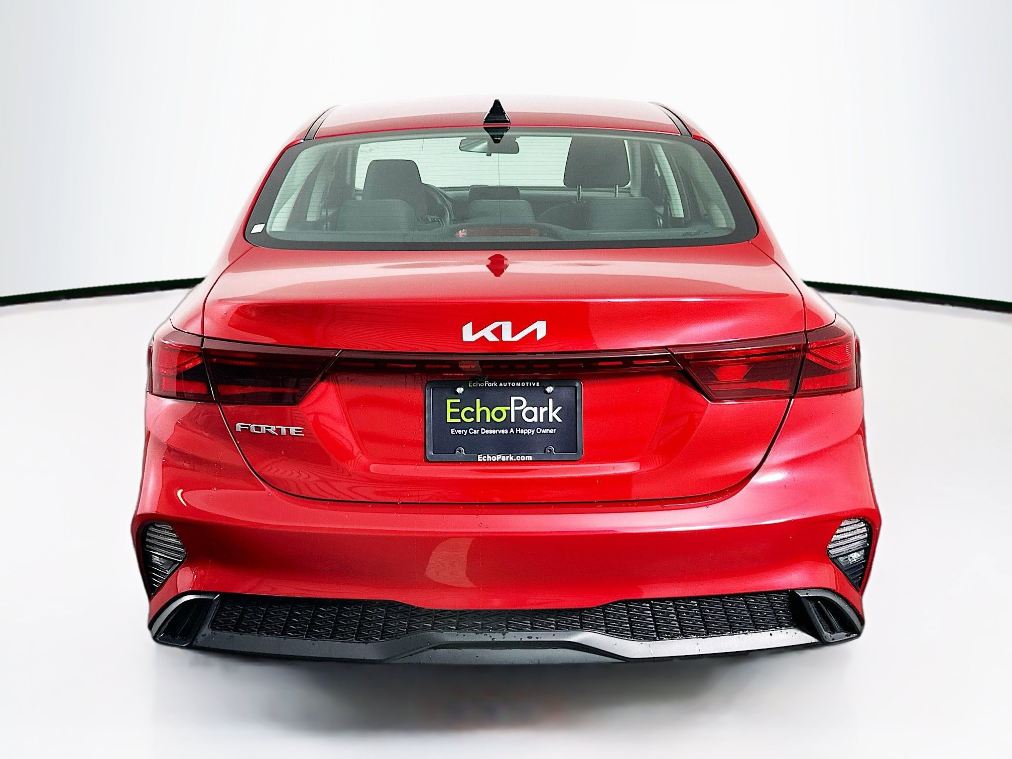 Used 2024 Kia Forte LXS FWD image 7