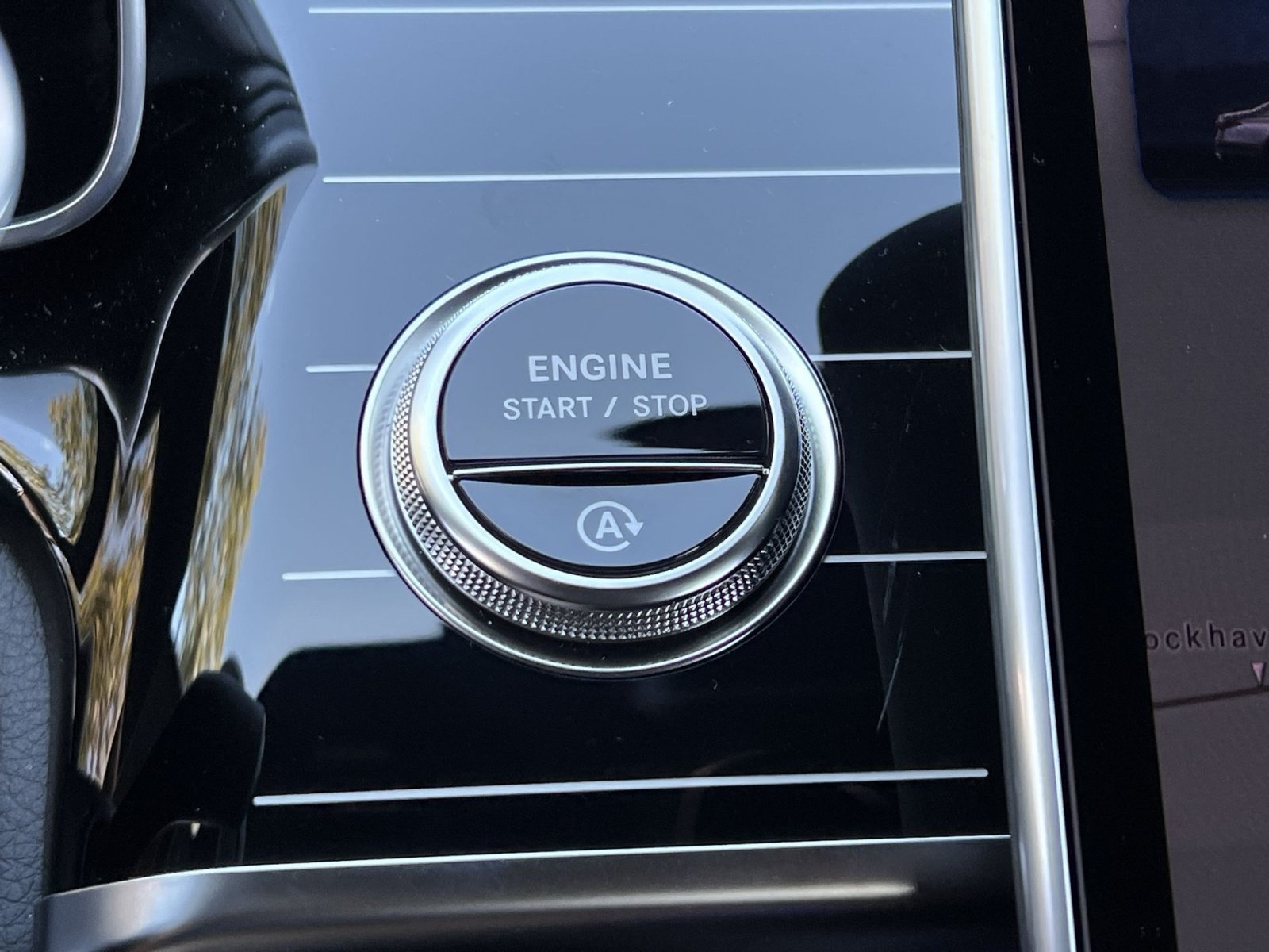 New 2026 Mercedes-Benz S 580 4MATIC Sedan image 32