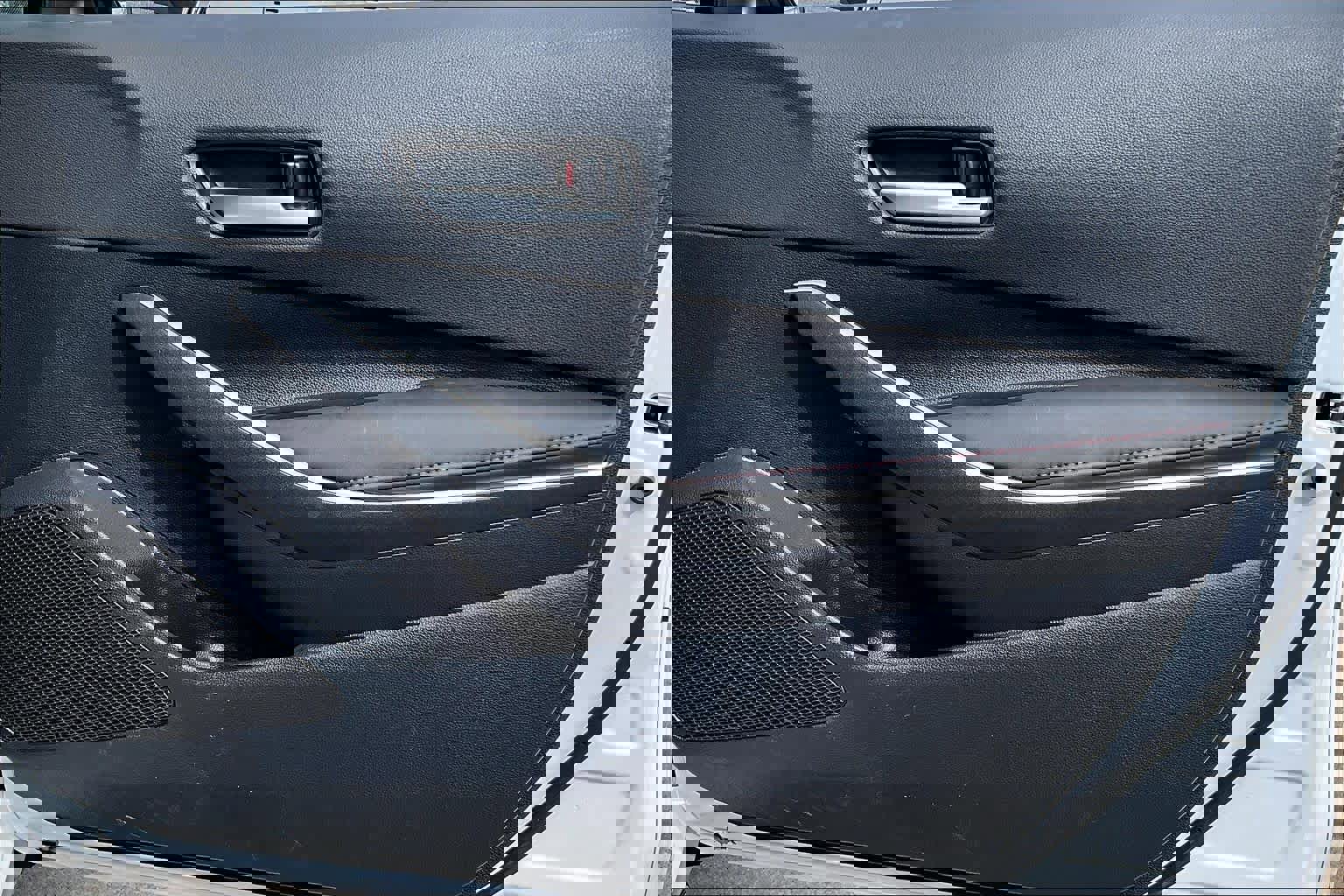 Used 2025 Toyota Corolla SE image 26