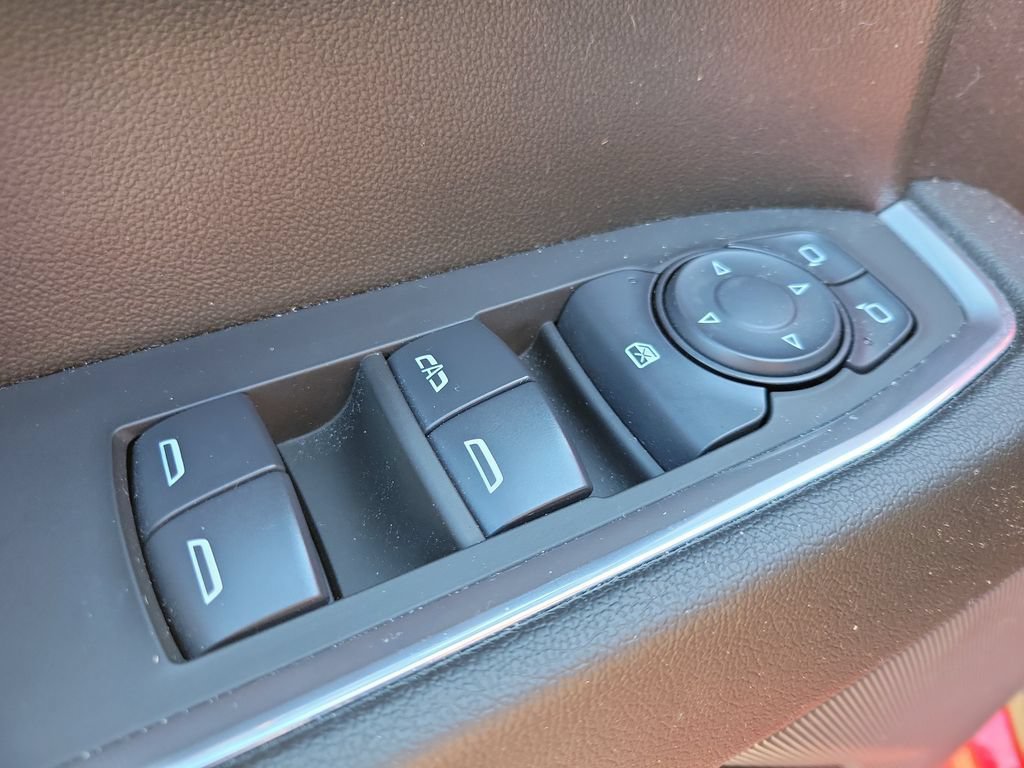Used 2024 Chevrolet Silverado 1500 LT AWD/4WD image 19