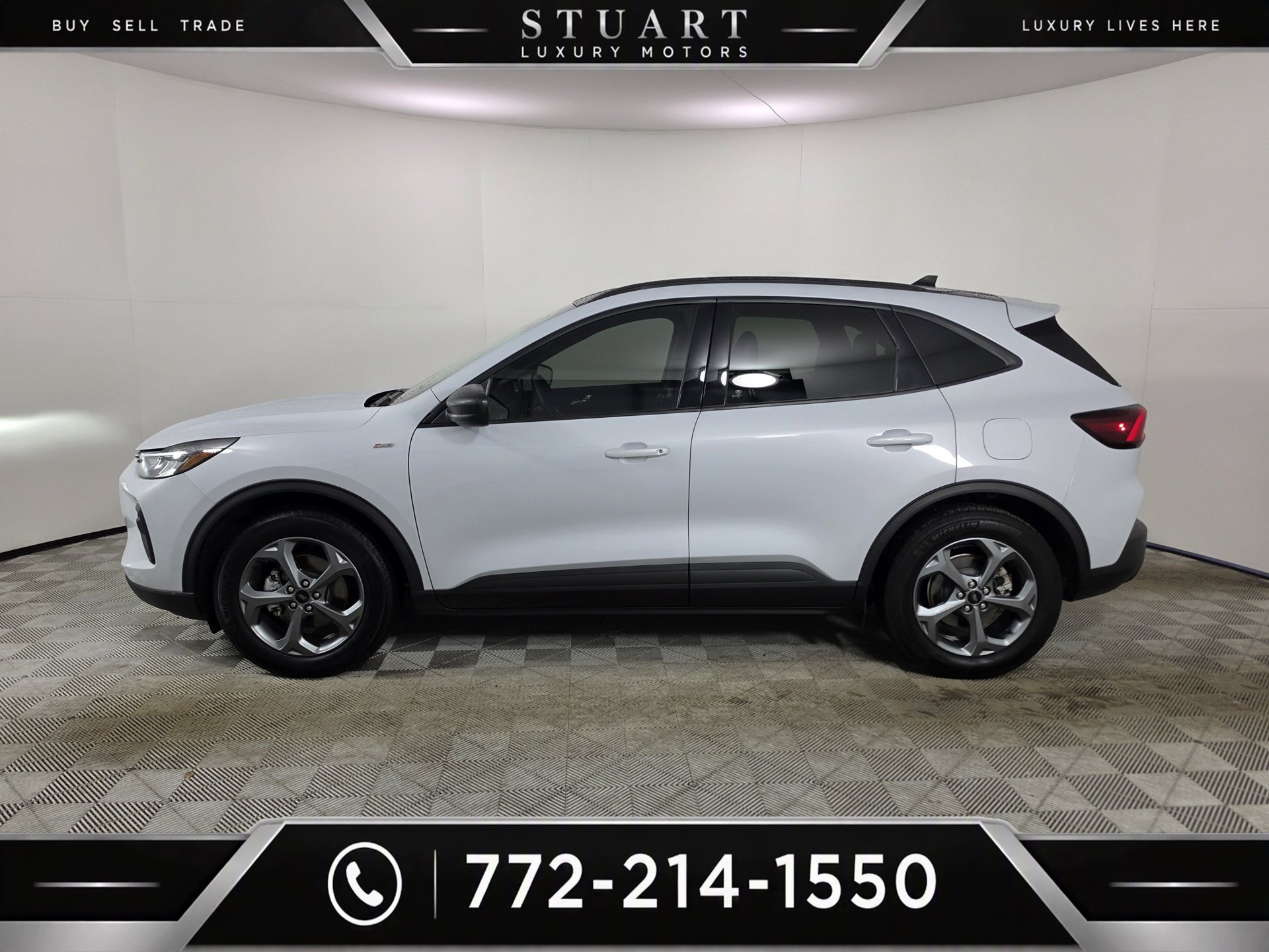 Used 2025 Ford Escape ST-Line w/ Equipment Group 301A FWD image 36