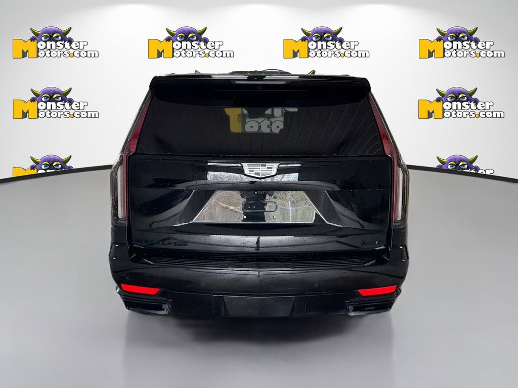 Used 2024 Cadillac Escalade Sport Platinum w/ LPO, ONYX Package AWD/4WD image 5