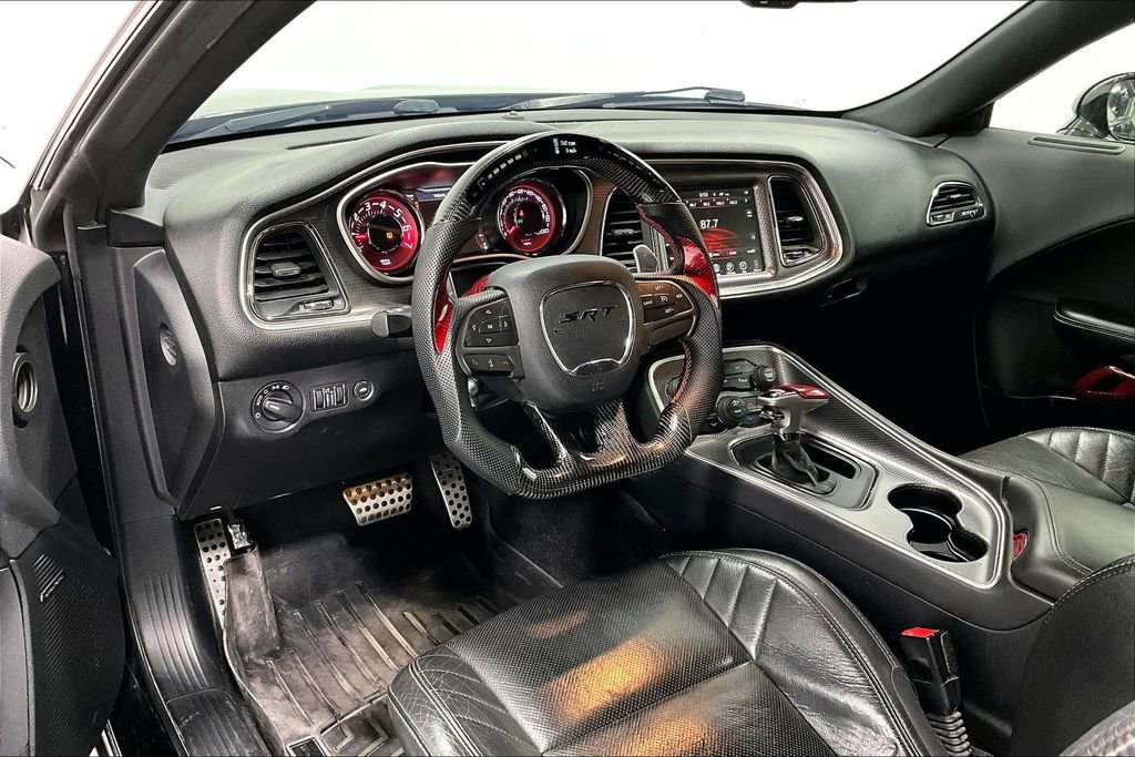 Used 2016 Dodge Challenger SRT Hellcat image 16