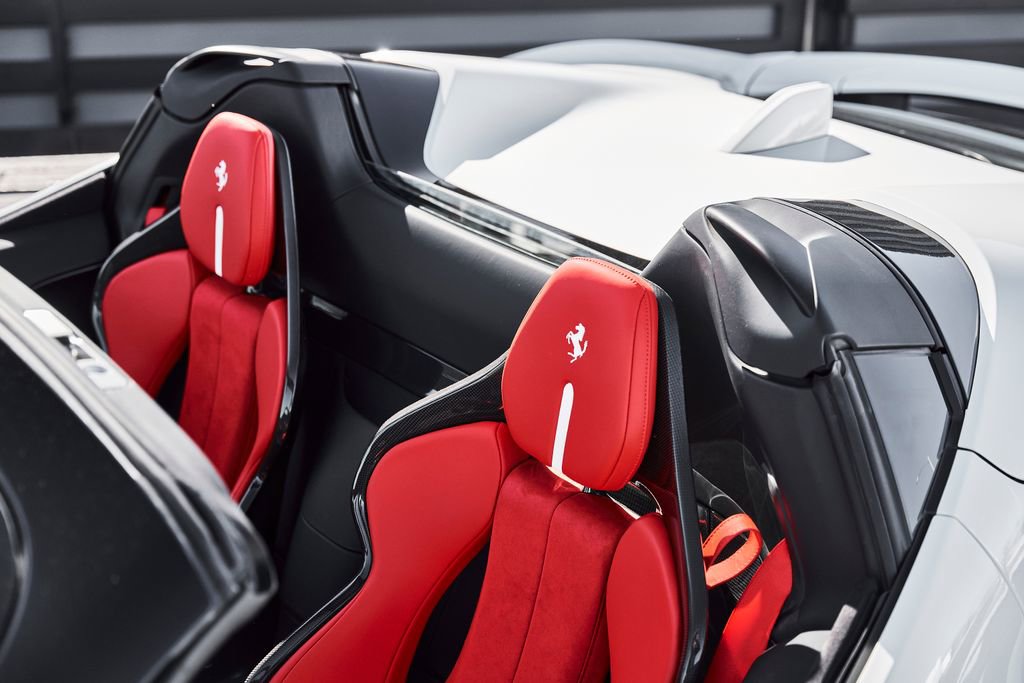 Used 2025 Ferrari SF90 Spider AWD/4WD image 16