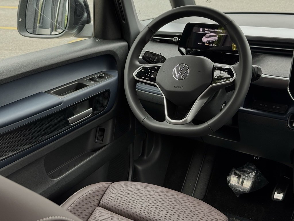 New 2025 Volkswagen ID. Buzz Pro S Plus image 34