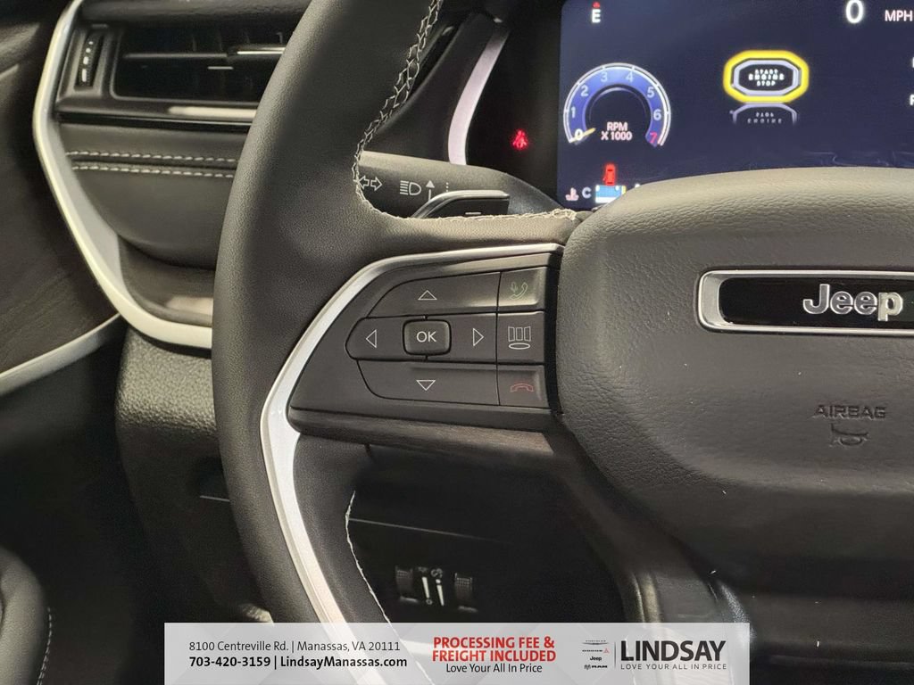 New 2026 Jeep Grand Cherokee Altitude AWD/4WD image 29