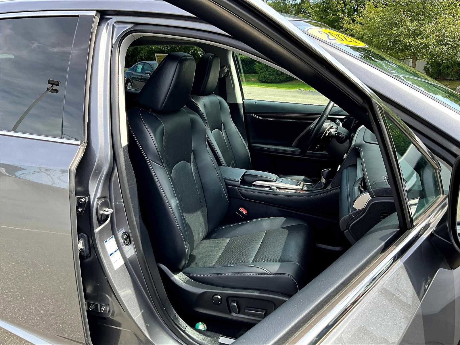 Used 2021 Lexus RX 350 AWD w/ Premium Package image 11