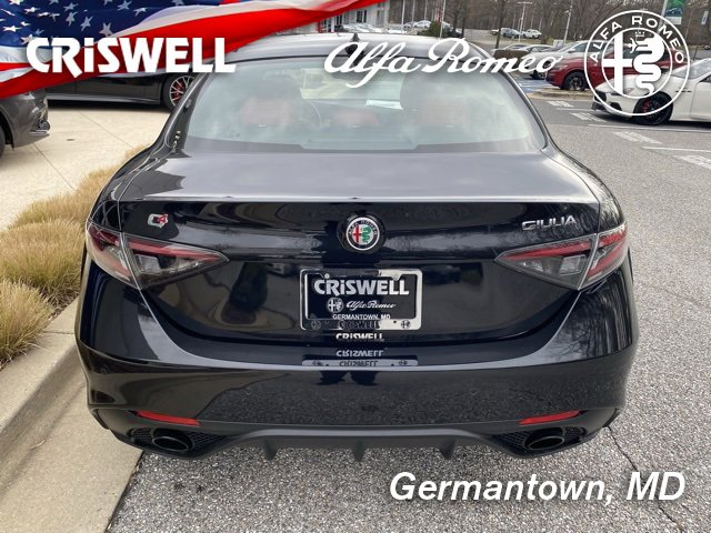 New 2025 Alfa Romeo Giulia AWD image 6