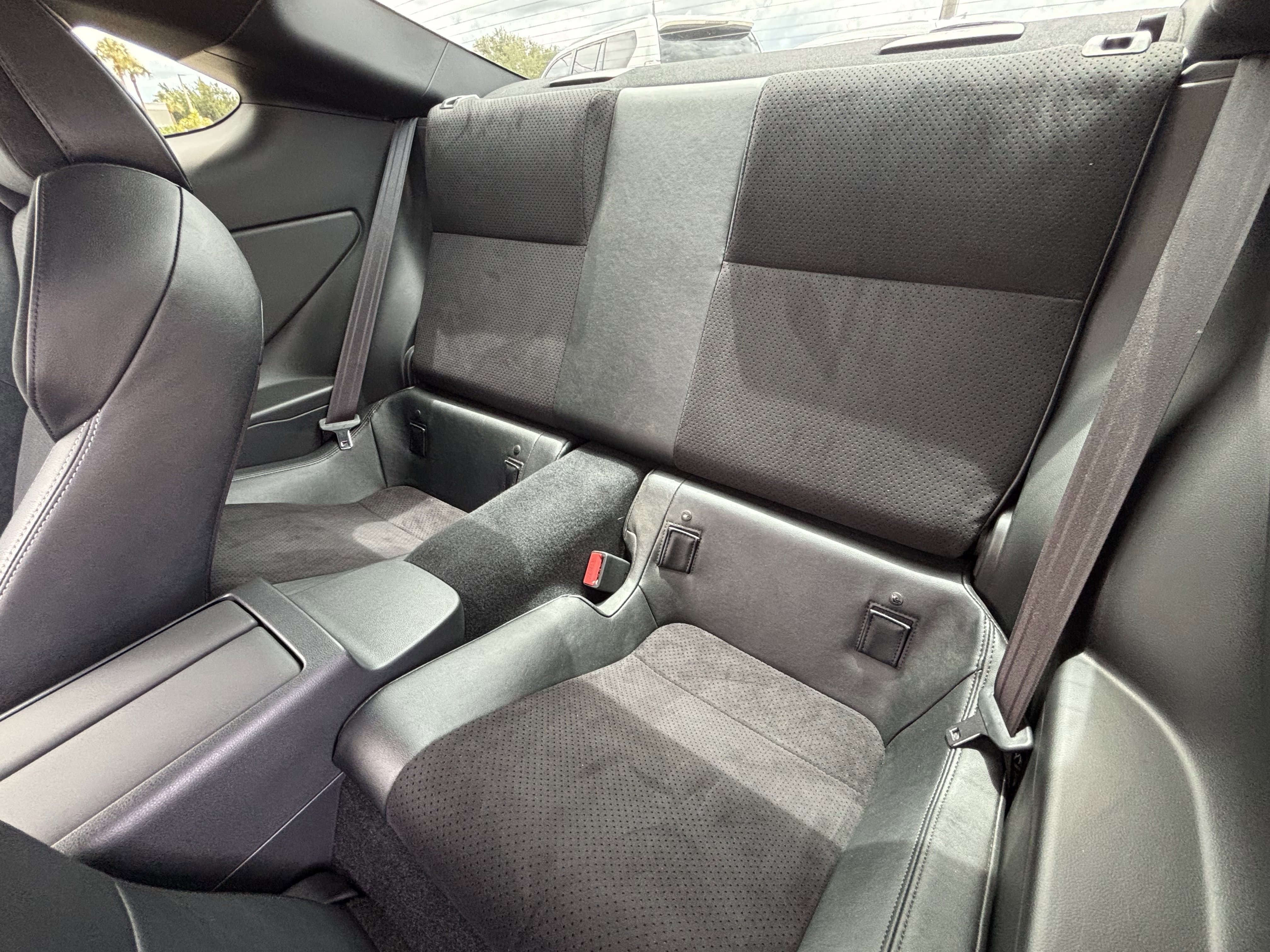 Used 2025 Toyota GR86 Premium RWD image 25