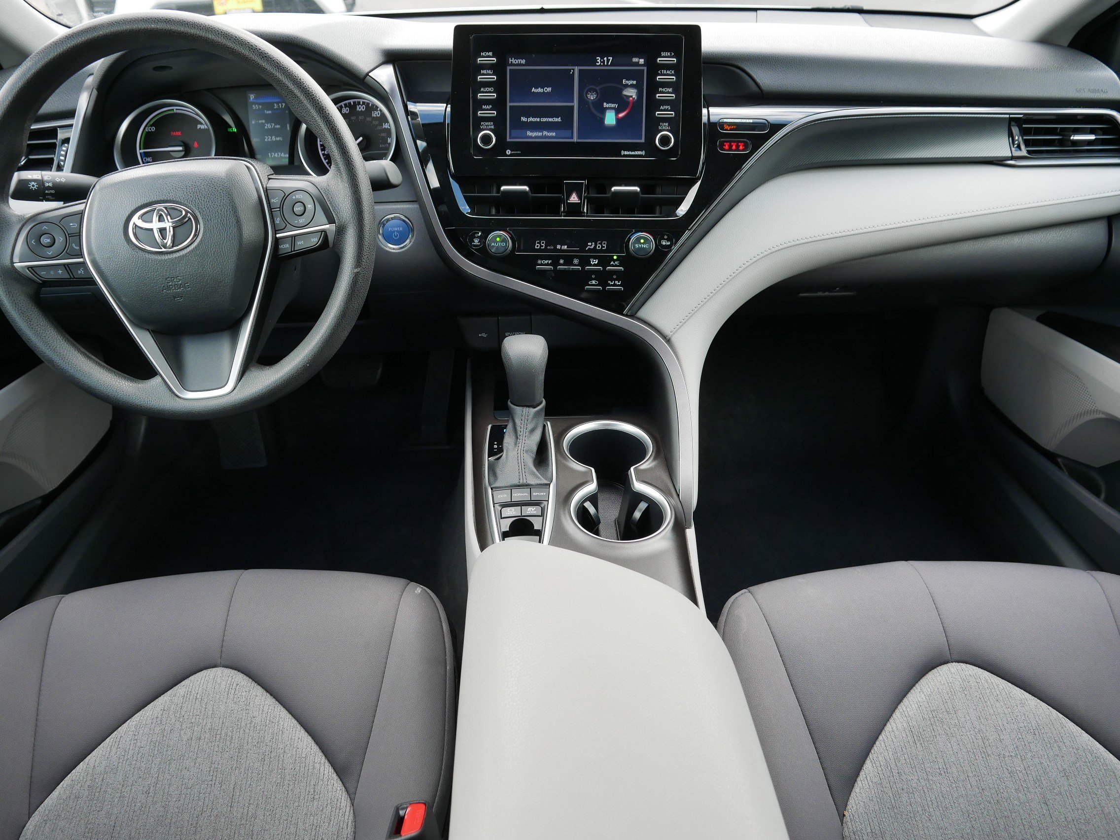 Used 2021 Toyota Camry LE FWD image 10