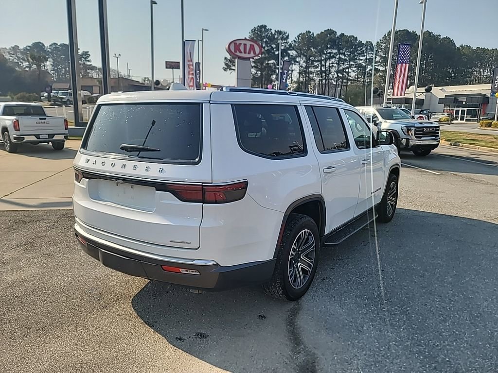 Used 2022 Jeep Wagoneer Series III w/ Flexible Seating Group image 7