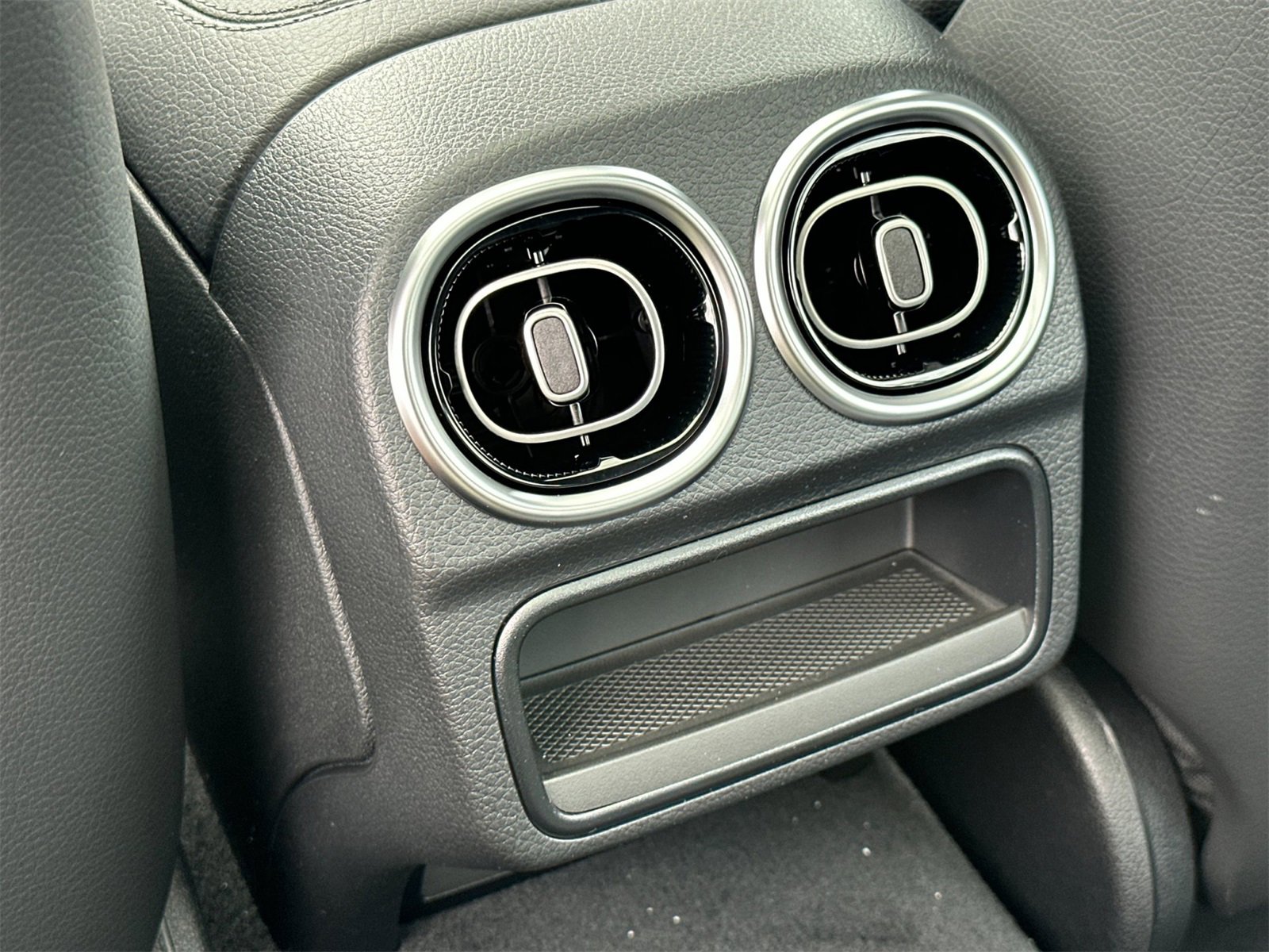 New 2025 Mercedes-Benz C 300 4MATIC Sedan image 13