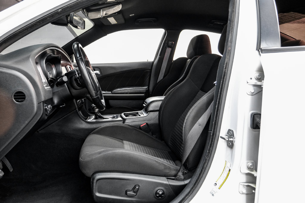 Used 2021 Dodge Charger R/T RWD image 4