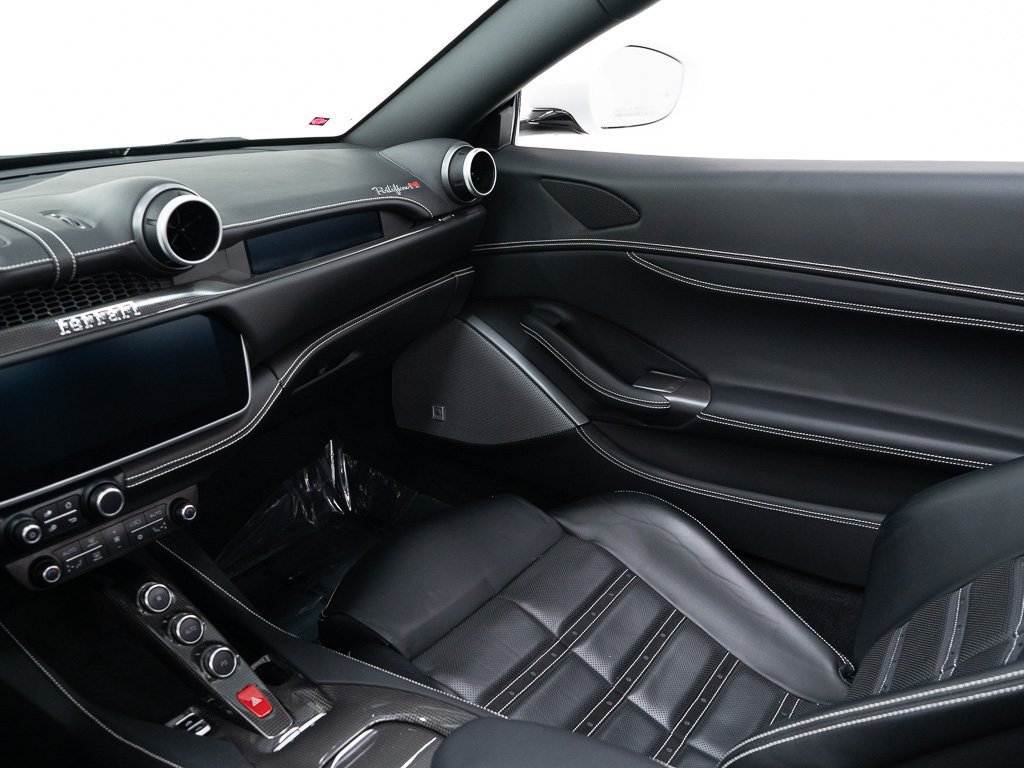 Used 2022 Ferrari Portofino M RWD image 31