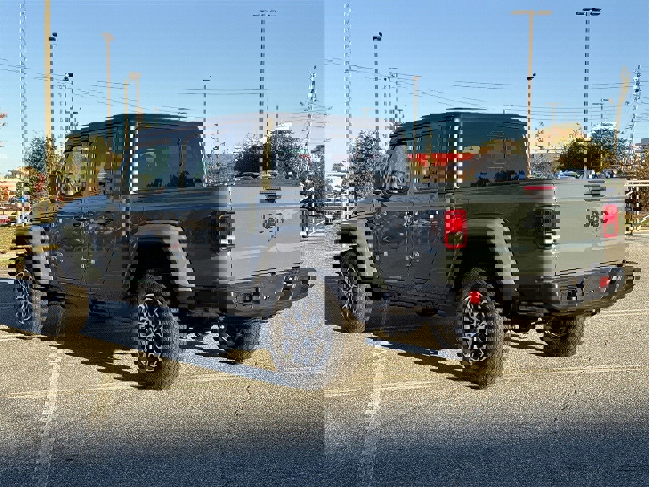 New 2026 Jeep Gladiator Sport image 17