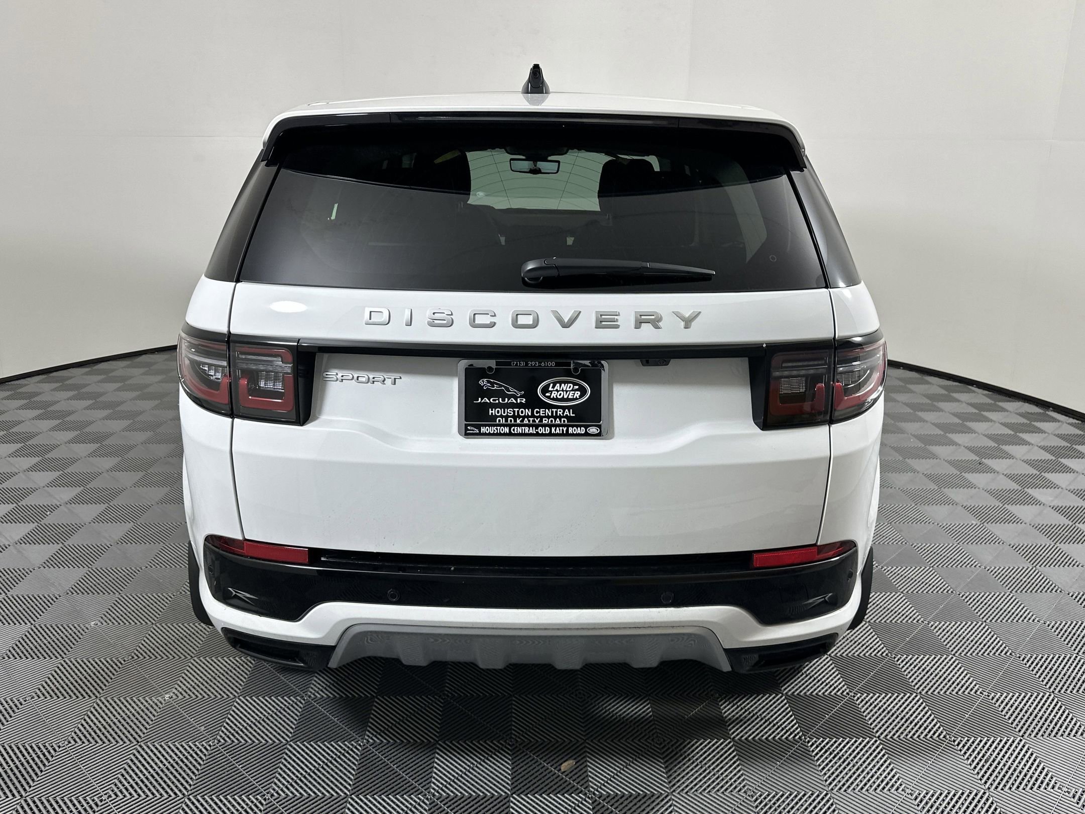 Used 2025 Land Rover Discovery Sport S AWD/4WD image 8
