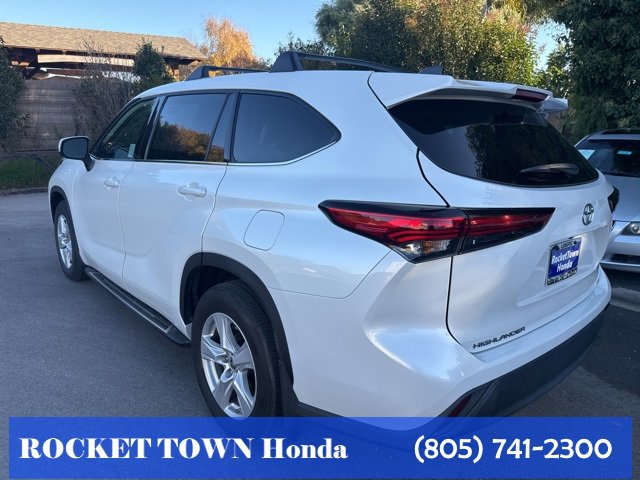 Used 2022 Toyota Highlander LE image 13
