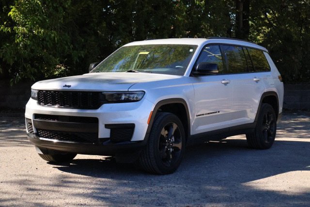 Used 2023 Jeep Grand Cherokee L Laredo