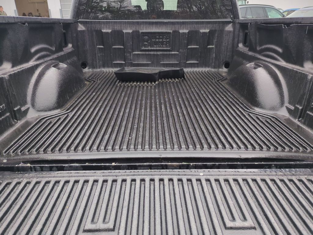 Used 2023 Ford F150 XLT image 36