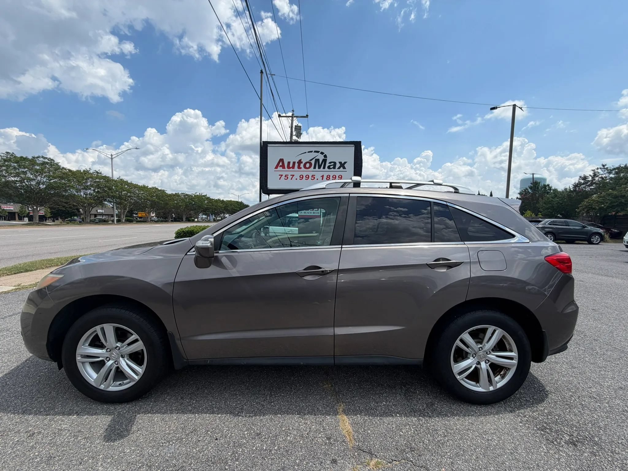 Used 2013 Acura RDX AWD image 2