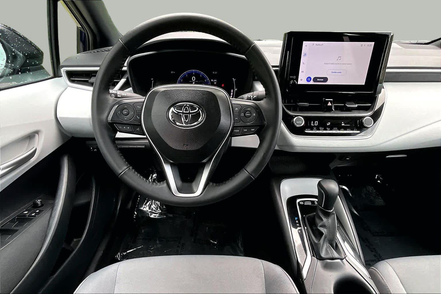 Used 2026 Toyota Corolla SE FWD image 6