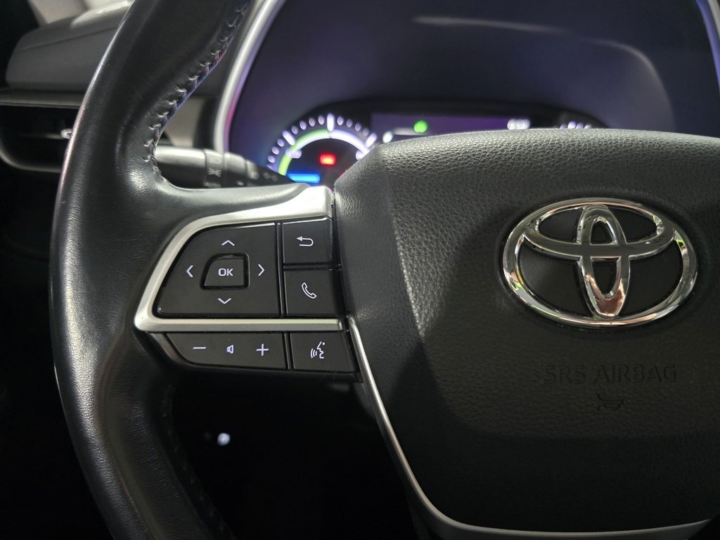 Used 2023 Toyota Highlander Bronze Edition image 16