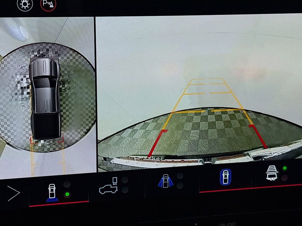 New 2025 GMC Canyon Elevation w/ Convenience Package image 14