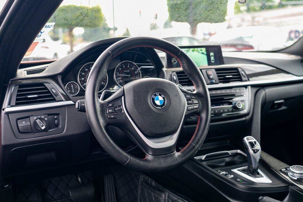 Used 2016 BMW 435i Coupe w/ Technology Package image 14