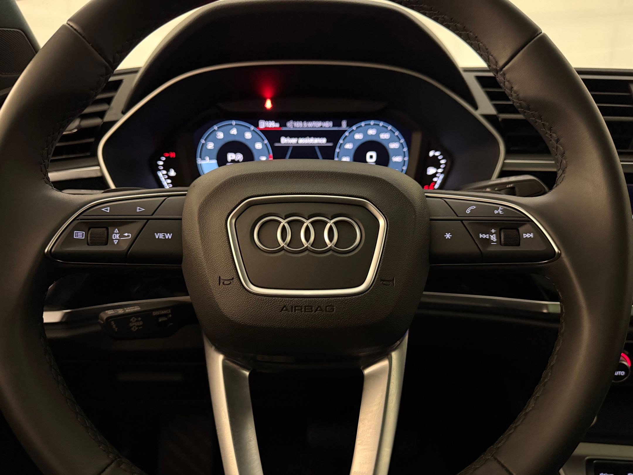 Certified 2025 Audi Q3 2.0T Premium w/ Convenience Package image 17