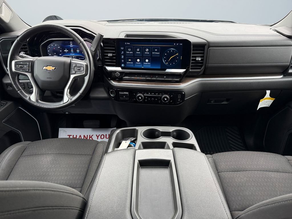 Used 2022 Chevrolet Silverado 1500 LT image 10