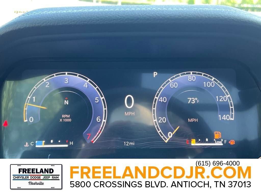 New 2025 Jeep Grand Cherokee Limited w/ Luxury Tech Group II image 8