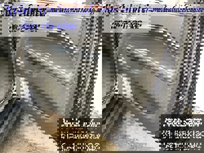 Used 2013 Cadillac SRX Luxury w/ Driver Awareness Package image 33