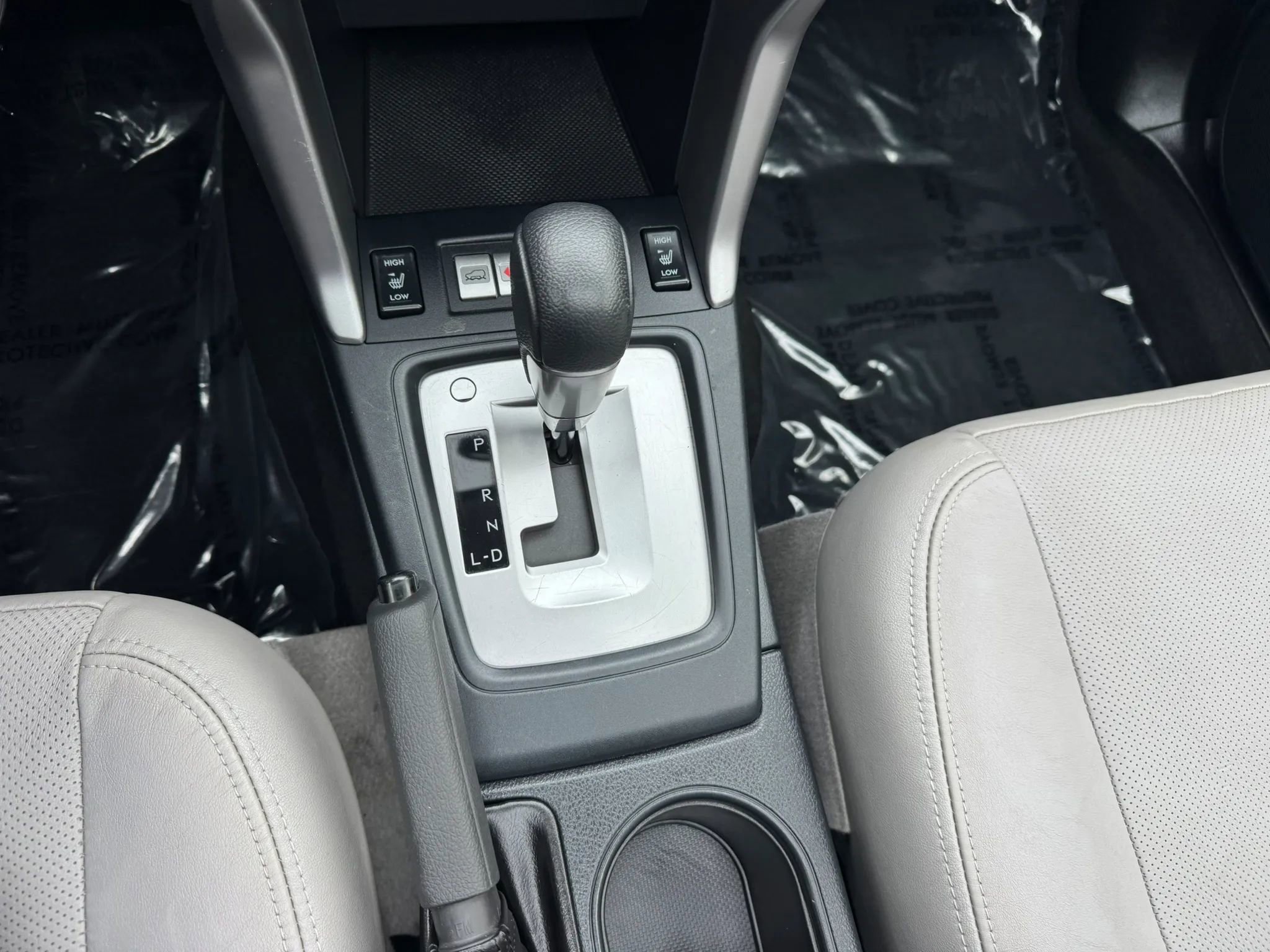 Used 2015 Subaru Forester 2.5i Limited AWD/4WD image 36
