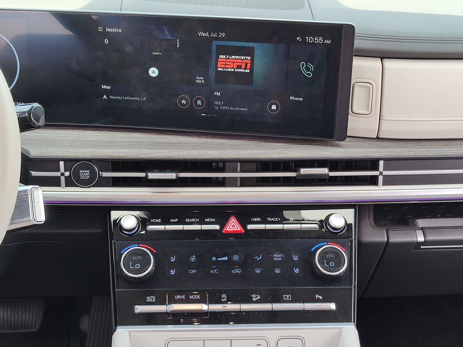 Used 2024 Hyundai Santa Fe Limited FWD image 20