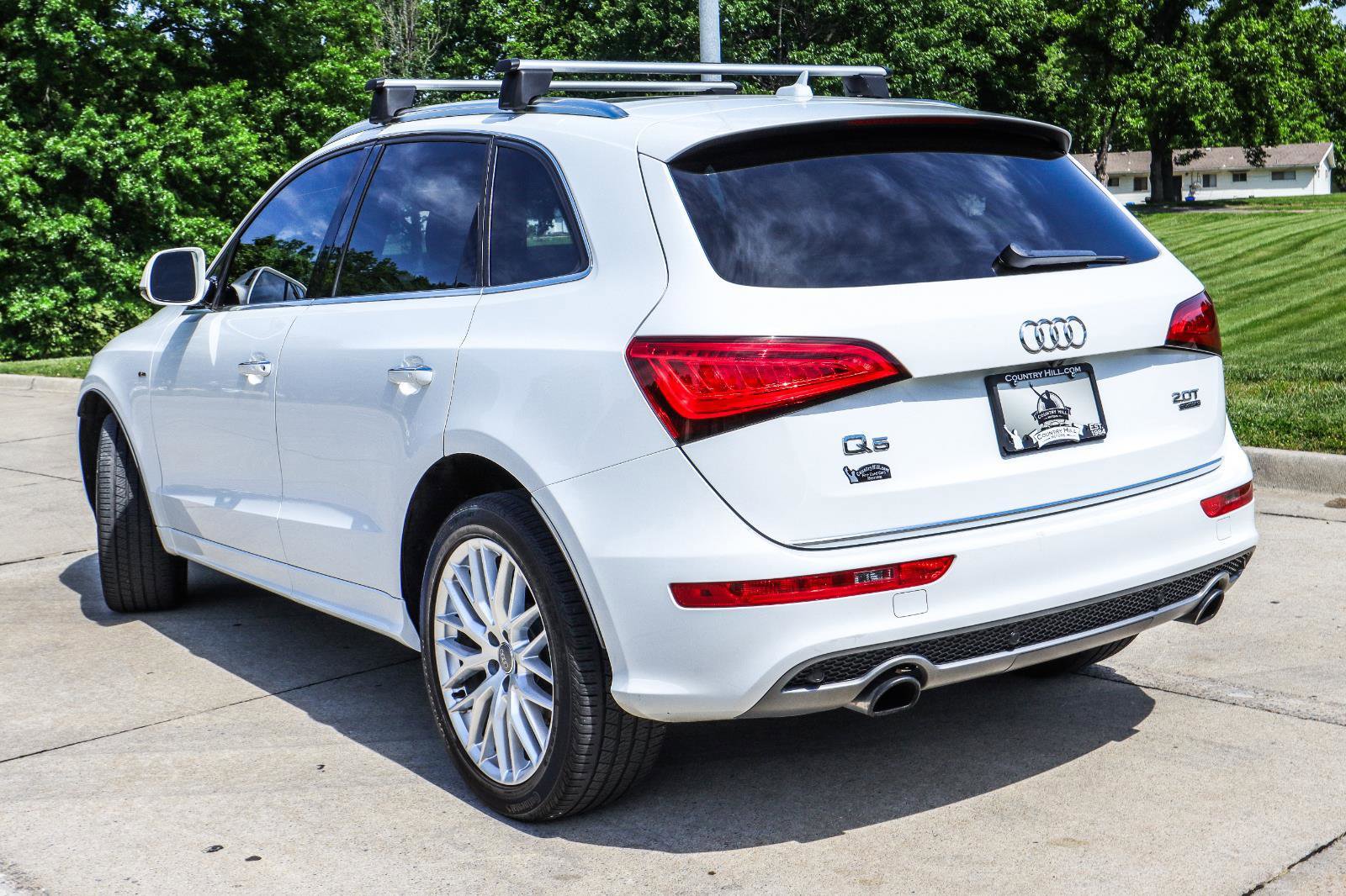 Used 2017 Audi Q5 2.0T Premium Plus w/ Technology Package AWD/4WD image 15