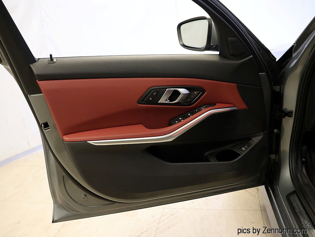 Certified 2025 BMW 330i xDrive Sedan image 26