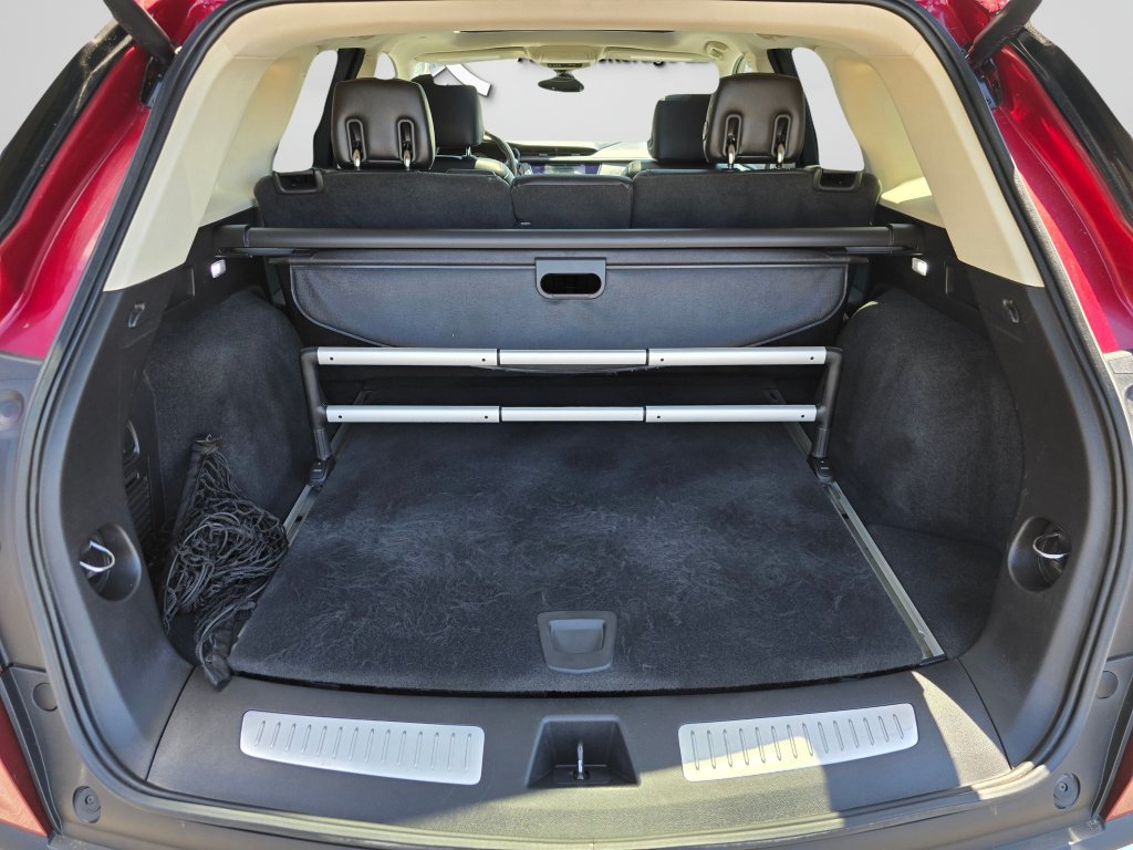 Used 2018 Cadillac XT5 Premium Luxury w/ Driver Assist Package AWD/4WD image 22