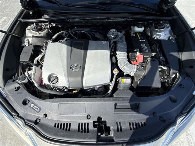 Certified 2024 Lexus ES 350 w/ Premium Package image 27