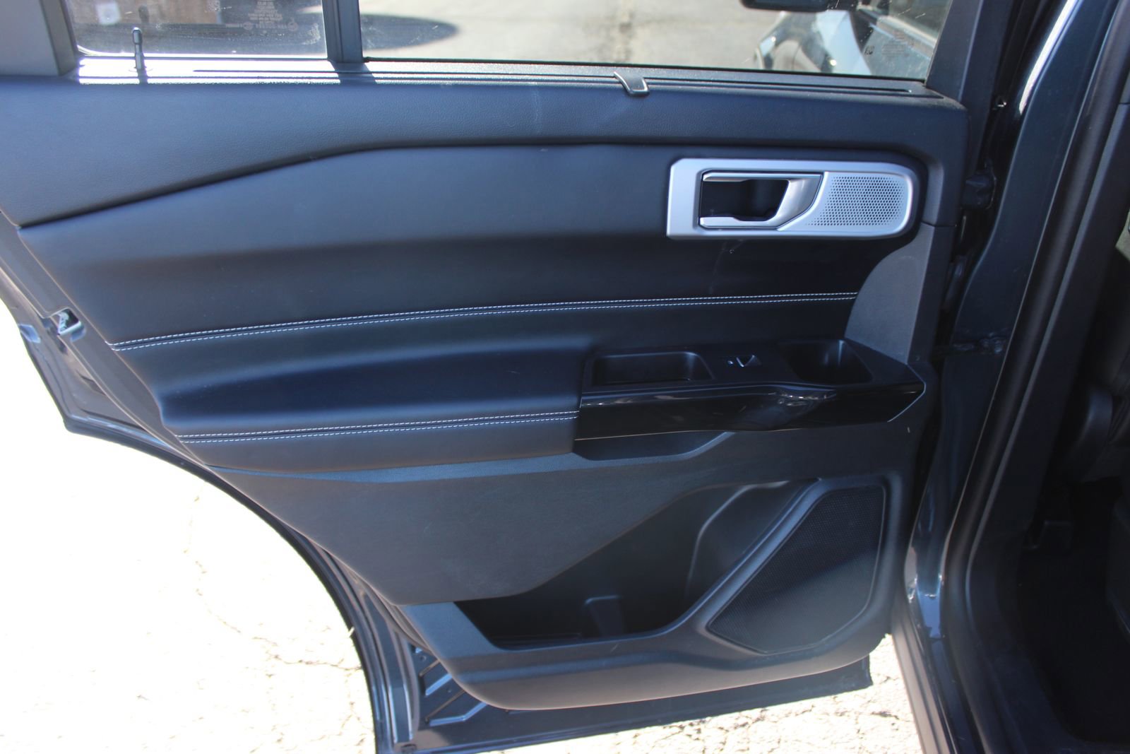 Used 2022 Ford Explorer ST w/ Equipment Group 401A image 18