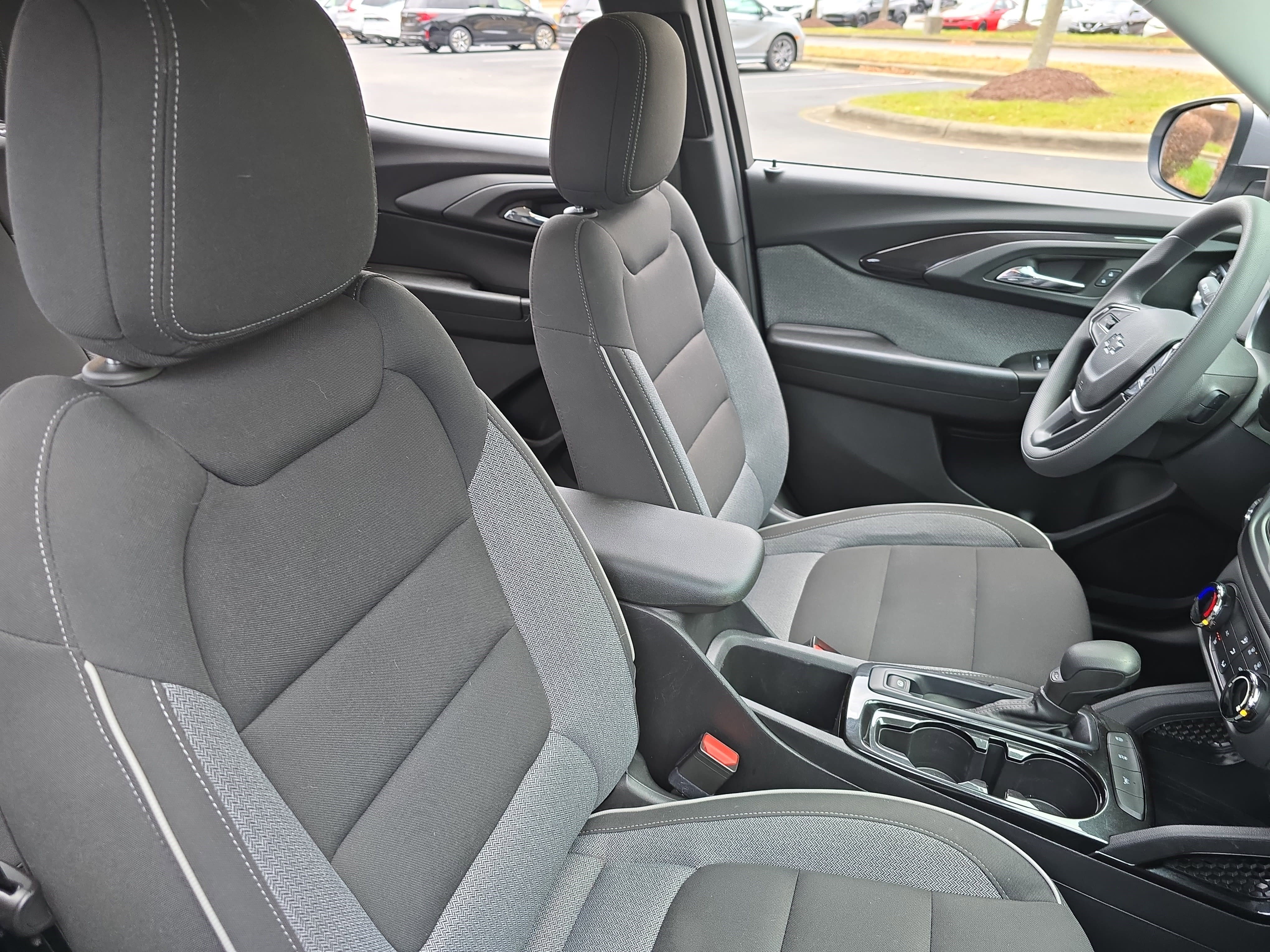 Used 2023 Chevrolet TrailBlazer LT image 10