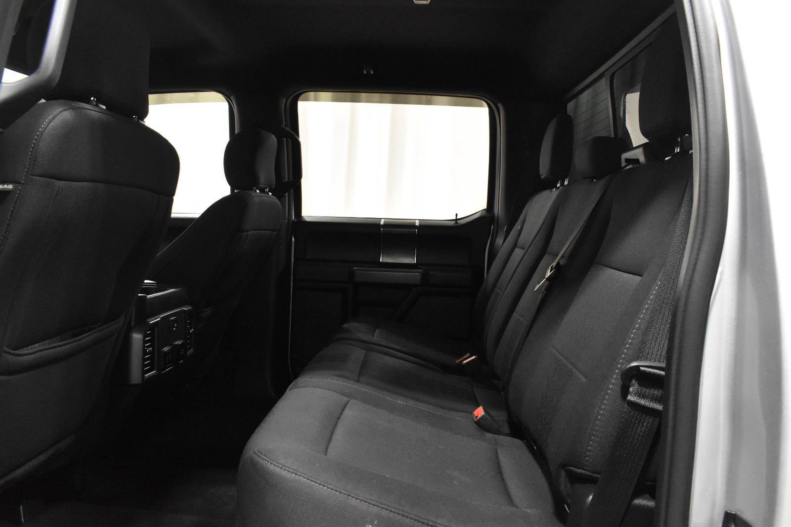 Used 2018 Ford F150 XLT w/ Equipment Group 302A Luxury image 6