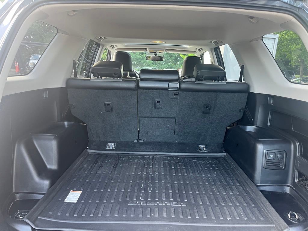 Used 2018 Toyota 4Runner SR5 Premium AWD/4WD image 24