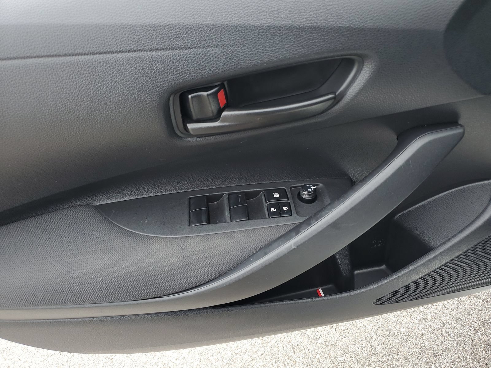 Certified 2024 Toyota Corolla LE FWD image 20