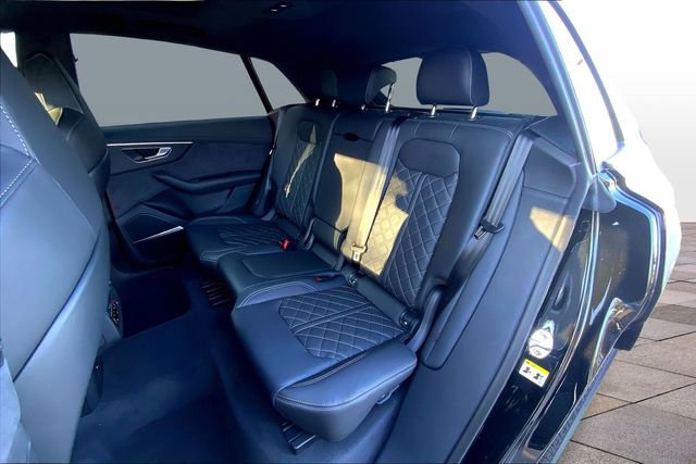 New 2026 Audi SQ8 Prestige image 9