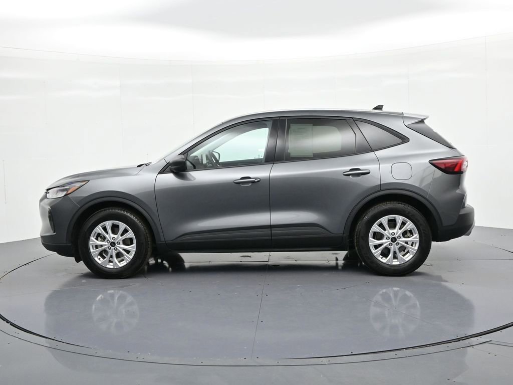 Used 2025 Ford Escape Active FWD image 9