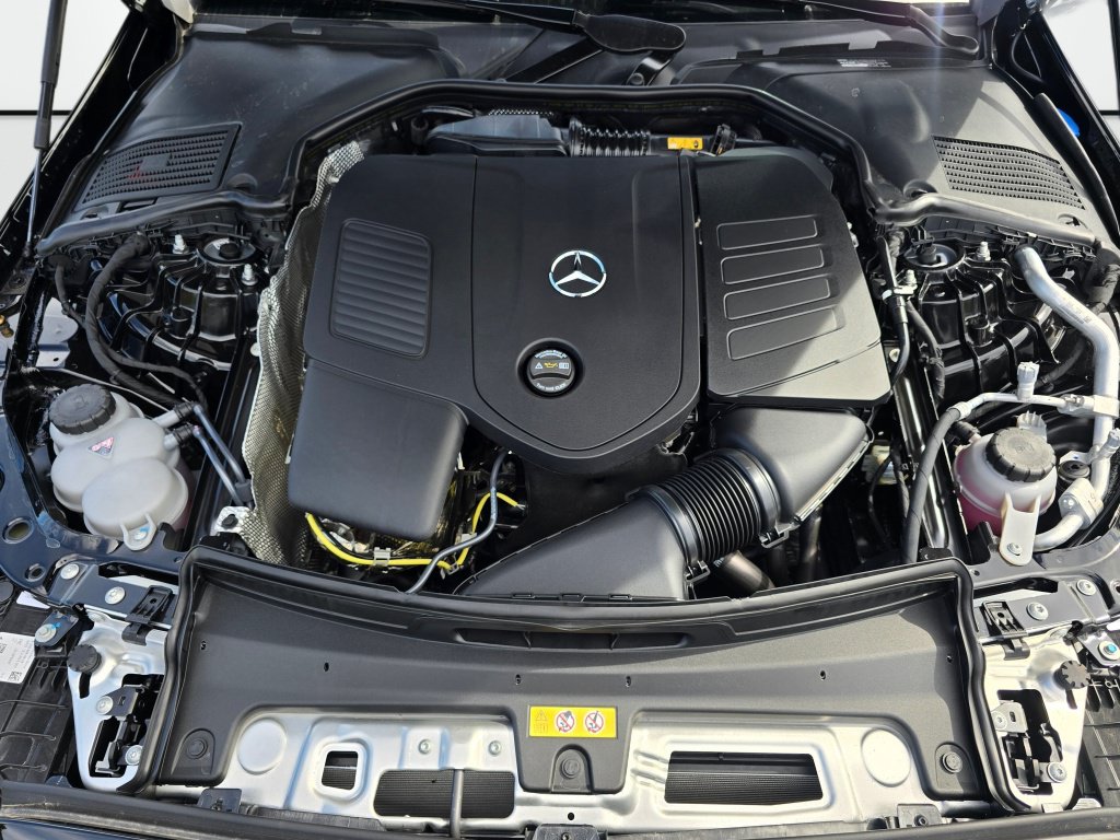 New 2026 Mercedes-Benz C 300 4MATIC Sedan image 10
