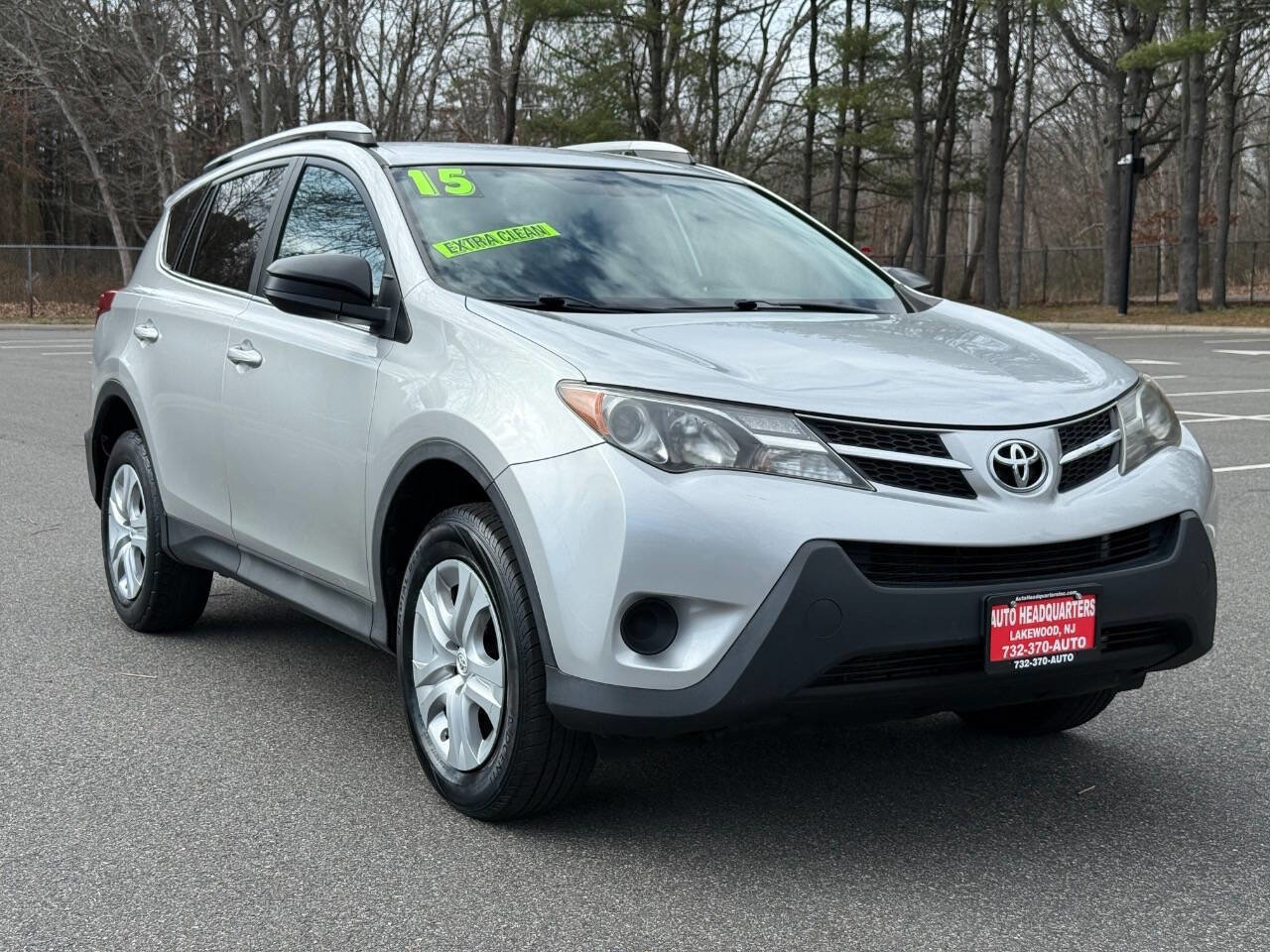 Used 2015 Toyota RAV4 LE AWD/4WD image 3