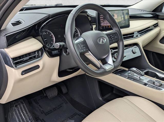 Used 2025 INFINITI QX60 Pure w/ Cargo Package image 10