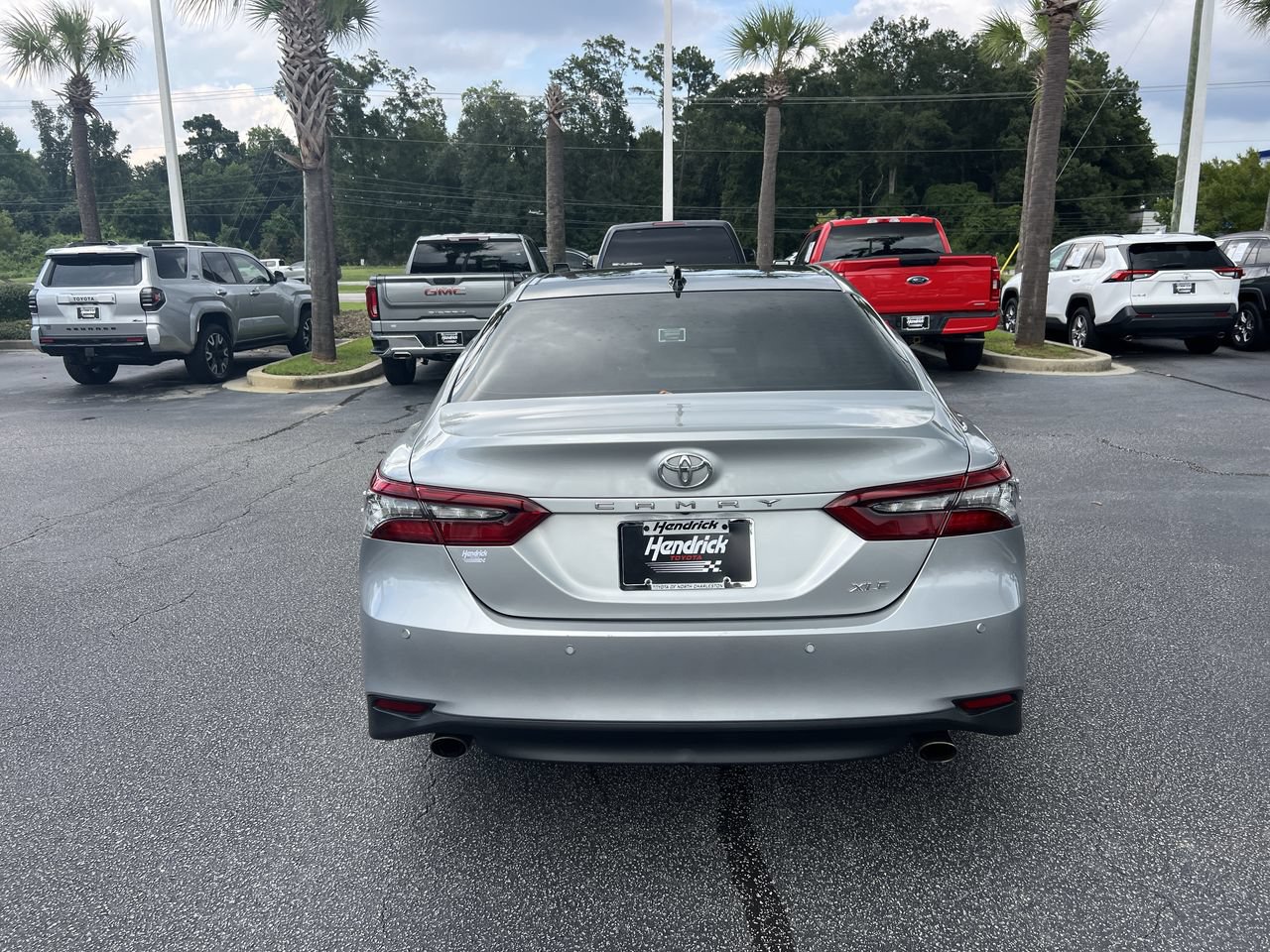 Used 2021 Toyota Camry XLE w/ Navigation Package FWD image 9