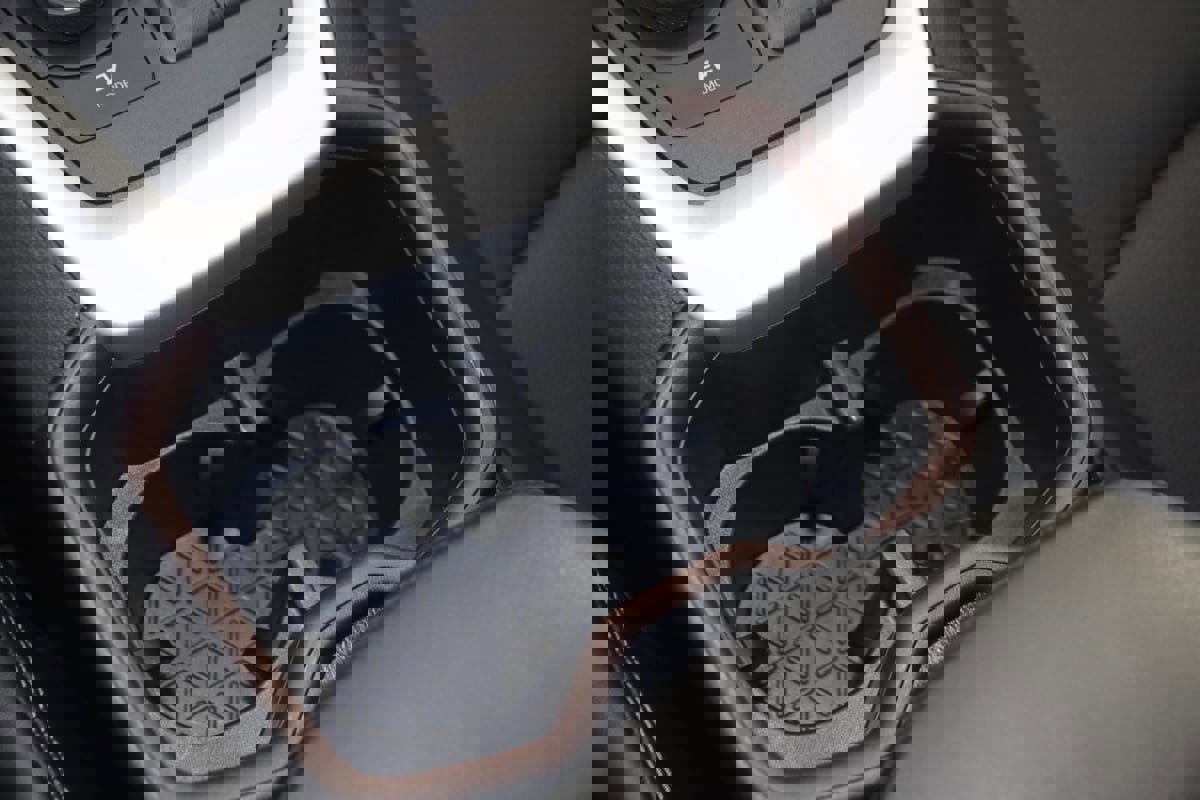 Used 2024 Toyota RAV4 Limited image 26